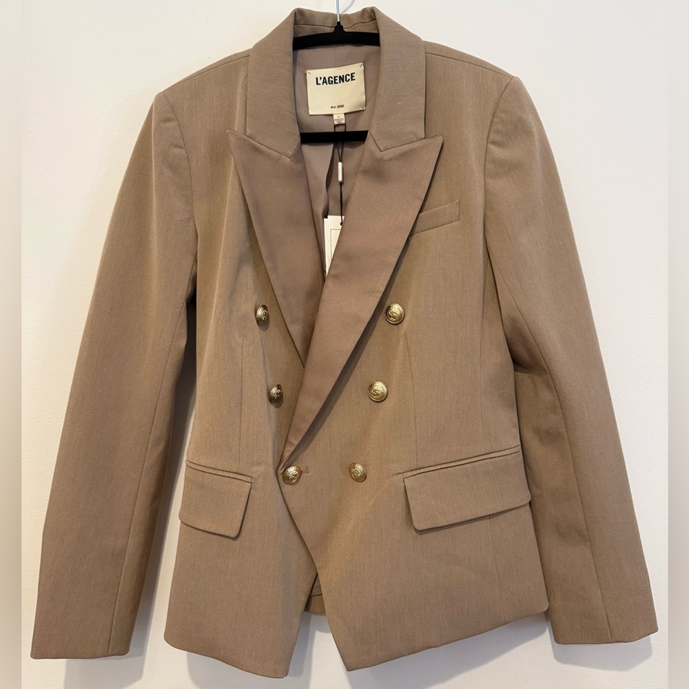 NWT L'AGENCE Kenzie Tan‎ Double-Breasted Women's Blazer Gold Buttons Size 4